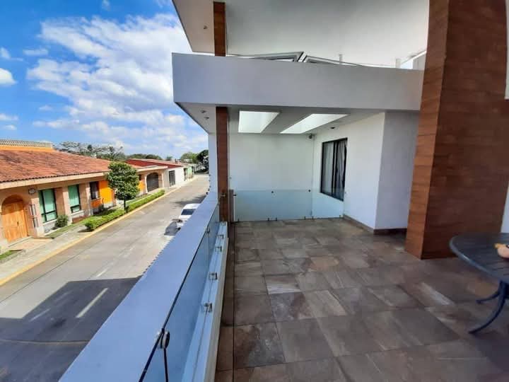 Hermosa casa en venta - 1